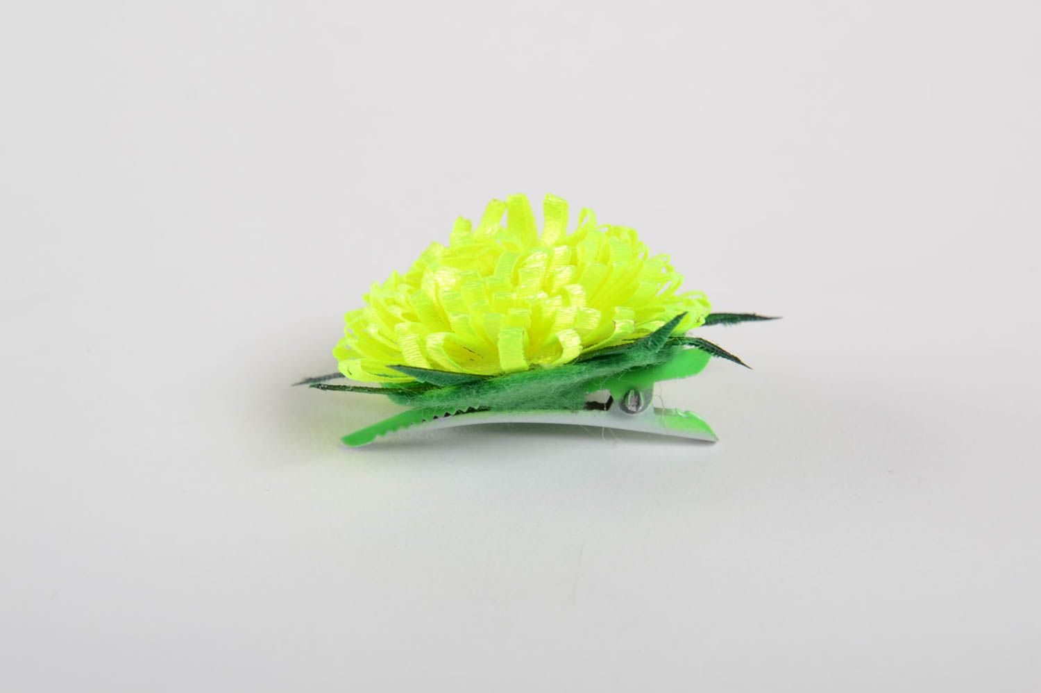 Beautiful fleece hair clip designer cute accessory hair clip in shape of flower photo 5