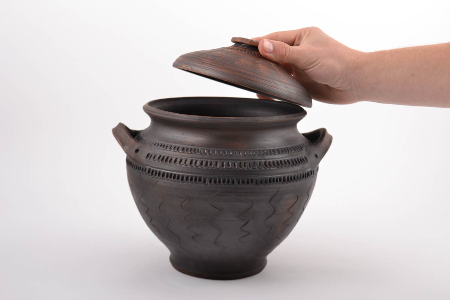 Joli pot en céramique 5 litres avec couvercle fait main de couleur marron photo 2