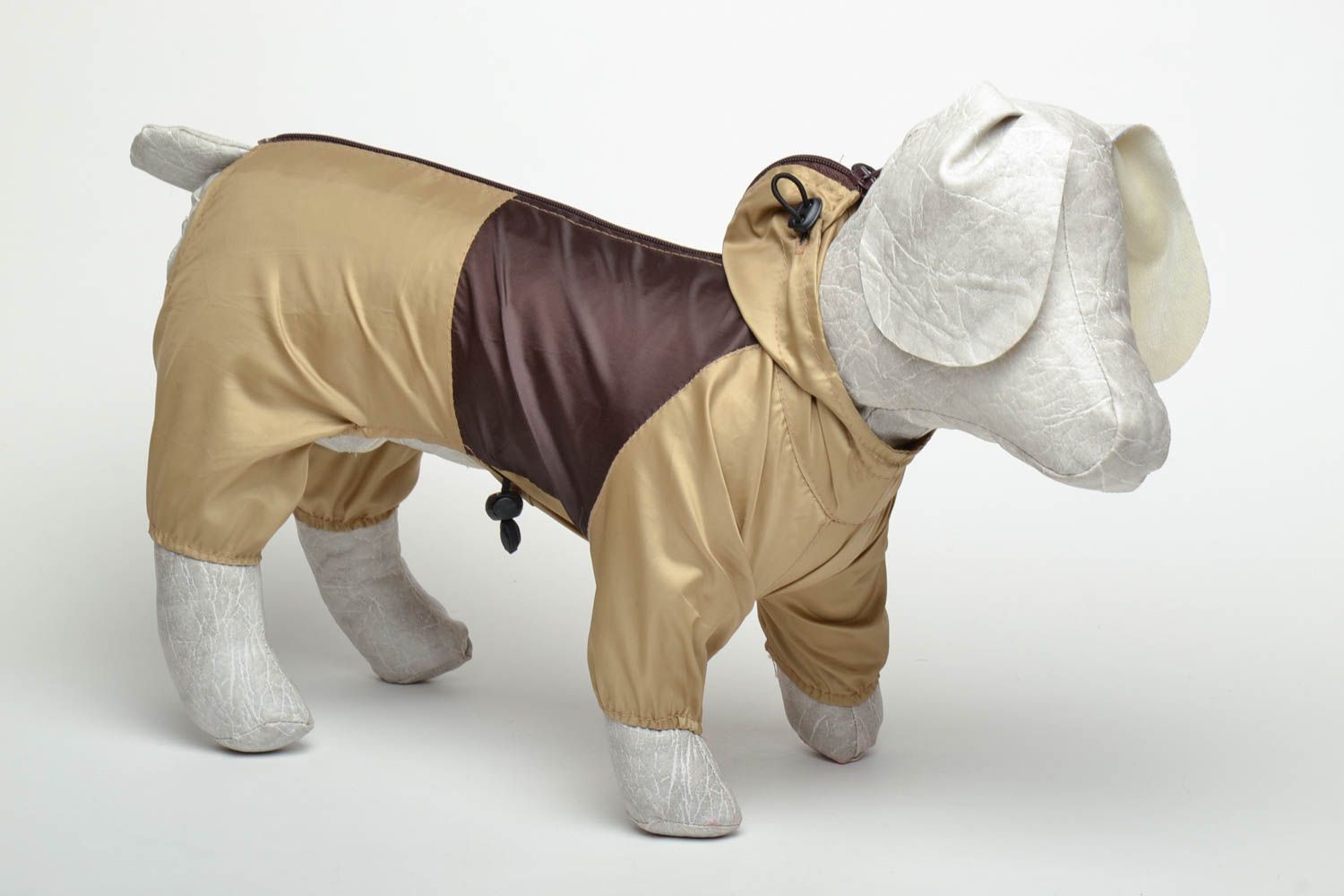 Dog raincoat with zipper photo 1