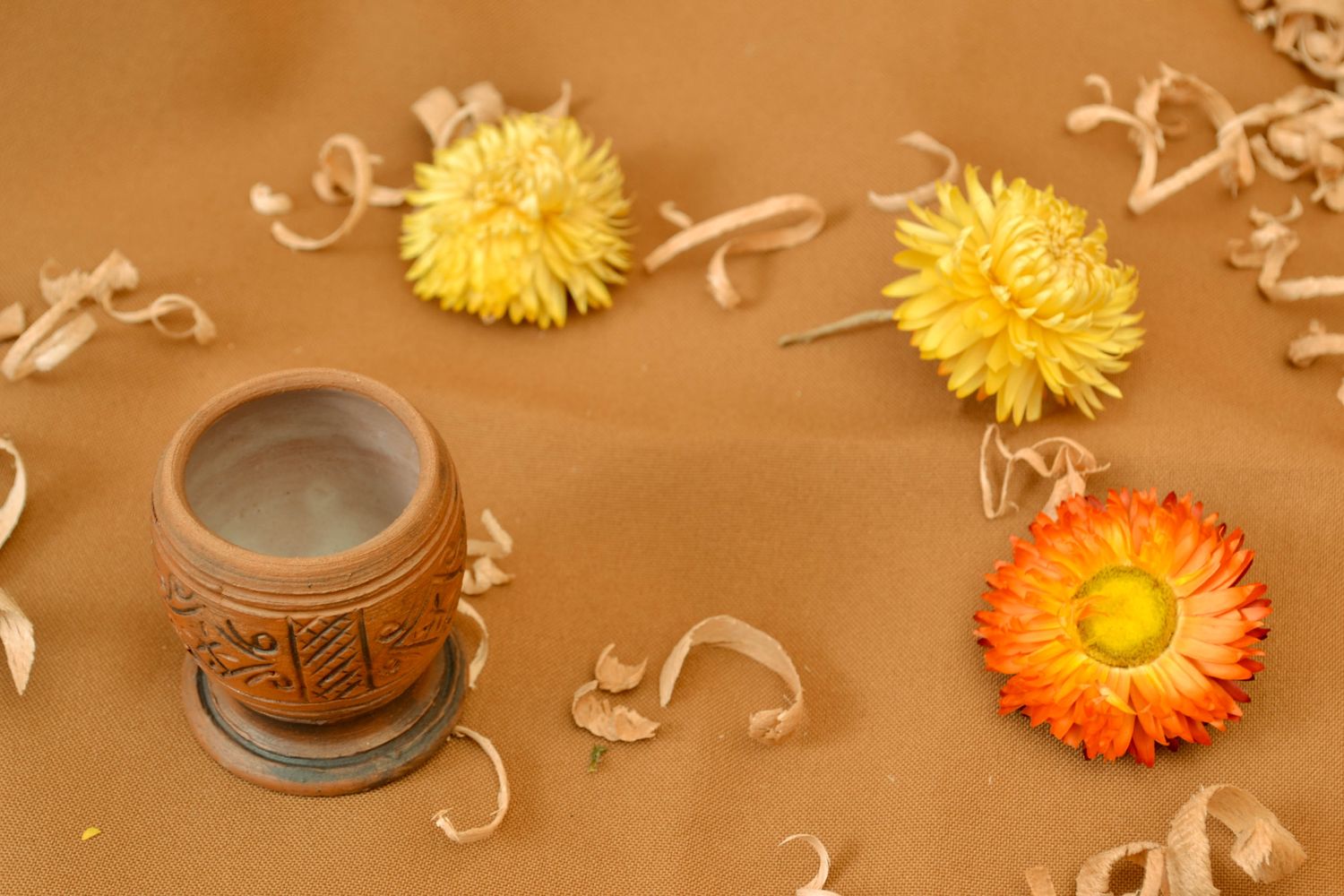 Copa cerámica hecha a mano con ornamento, 0,05 litro  foto 1