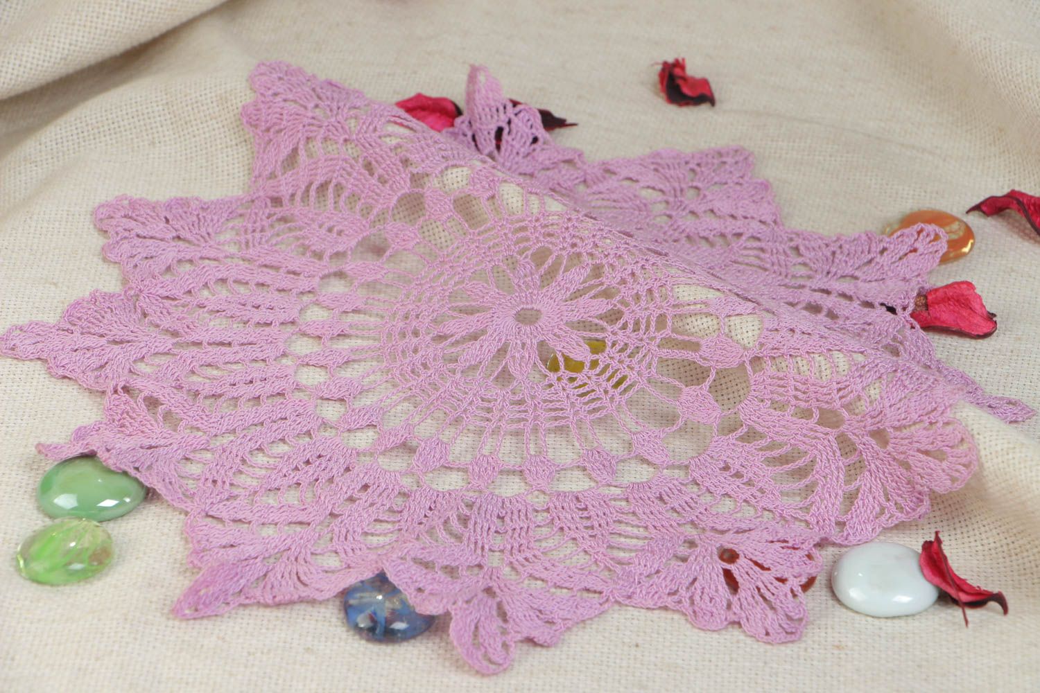 Napperon mauve tricoté au crochet en coton 100 fait main ajouré rond décoratif photo 1