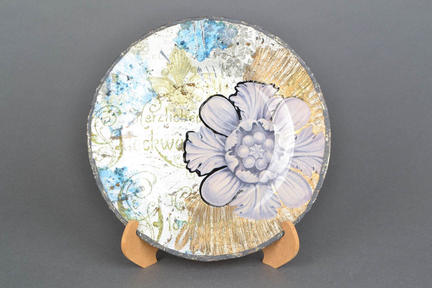 Decorative decoupage plate Marvellous flower photo 1