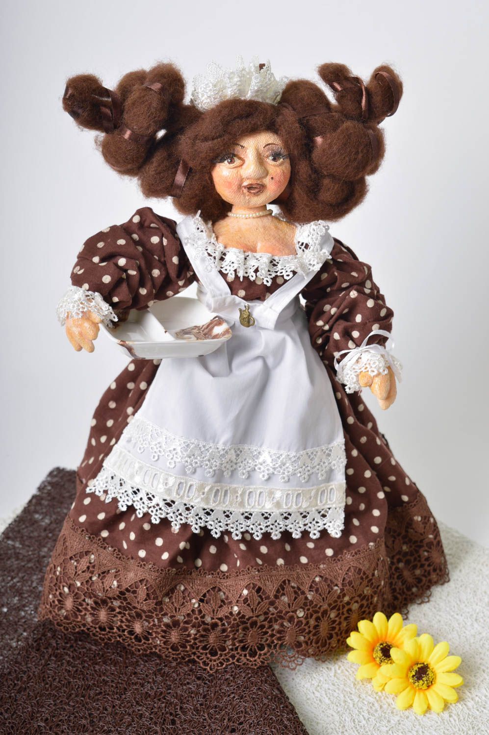 Кукла из ткани и глины кукла ручной работы мягкая кукла красивая небольшая фото 1