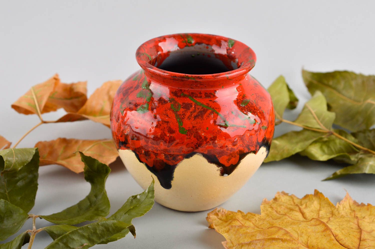 Vase argile Déco maison fait main avec peinture rouge Cadeau original design photo 1