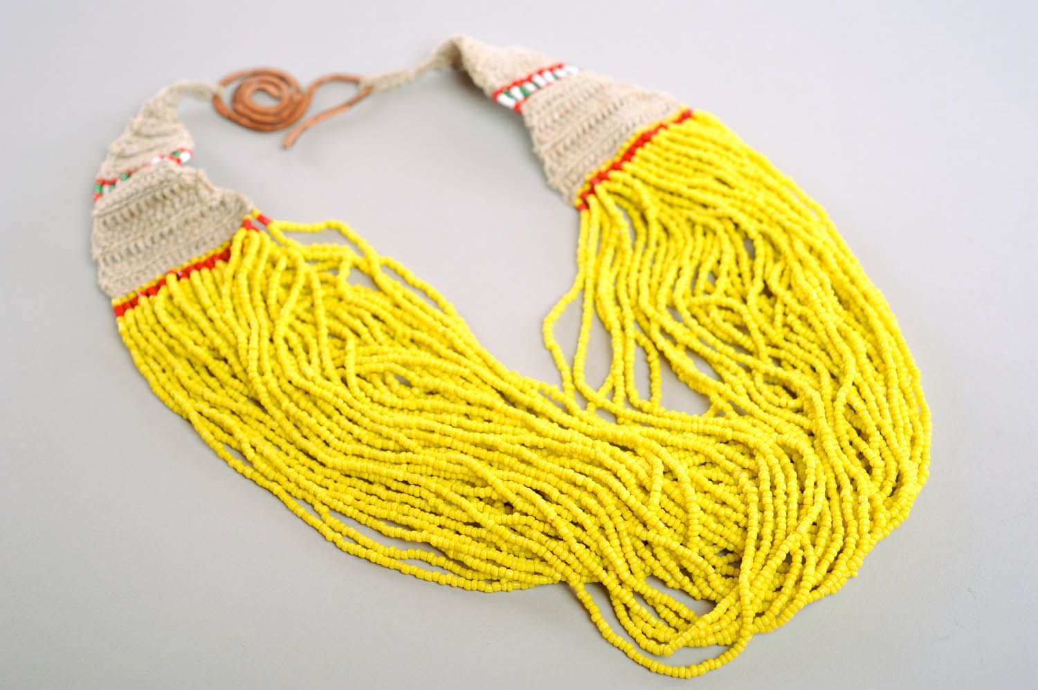 Multi-row beads in ethnic style photo 1