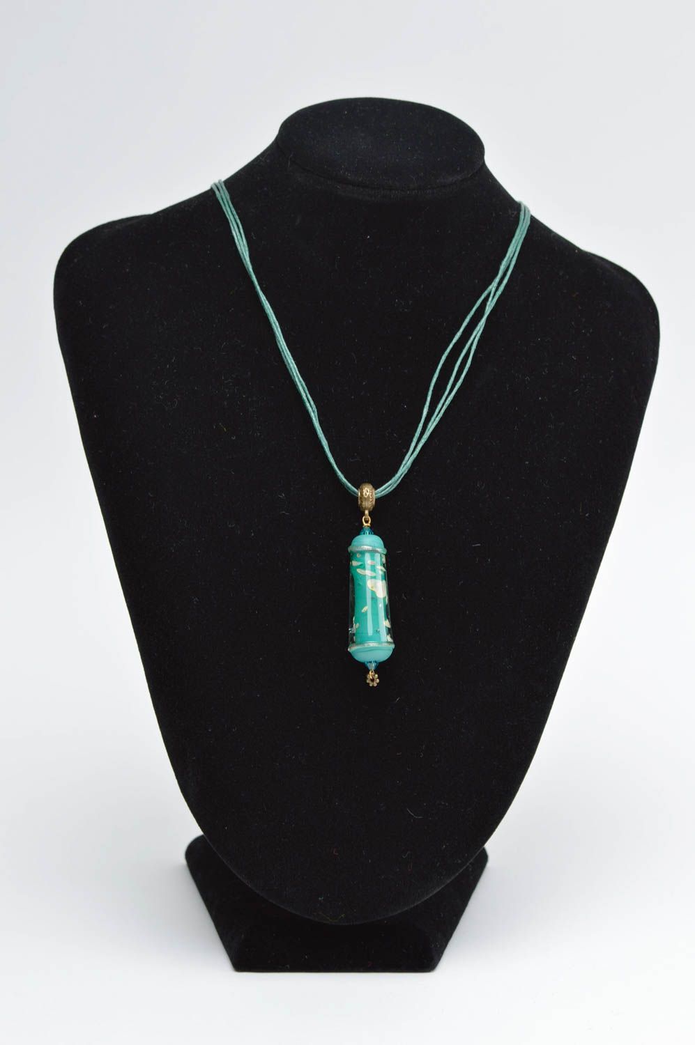 Pendentif en verre Bijou fait main turquoise Accessoire femme design original photo 2
