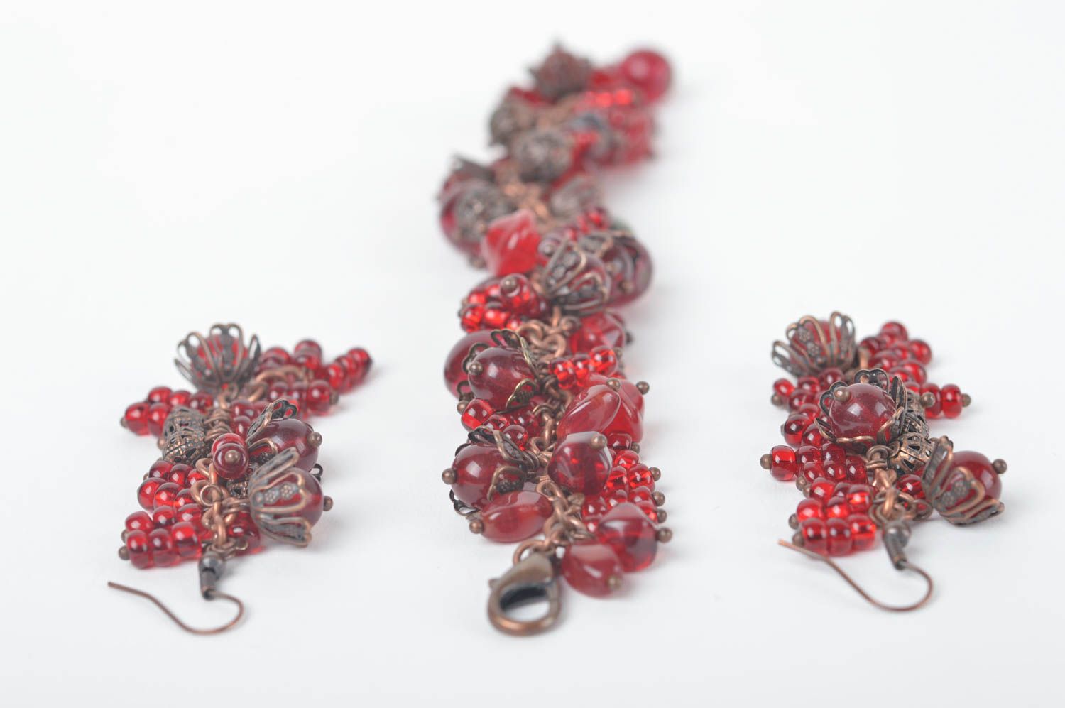 Handmade stylish jewelry set beaded designer accessory bracelet and earrings photo 5