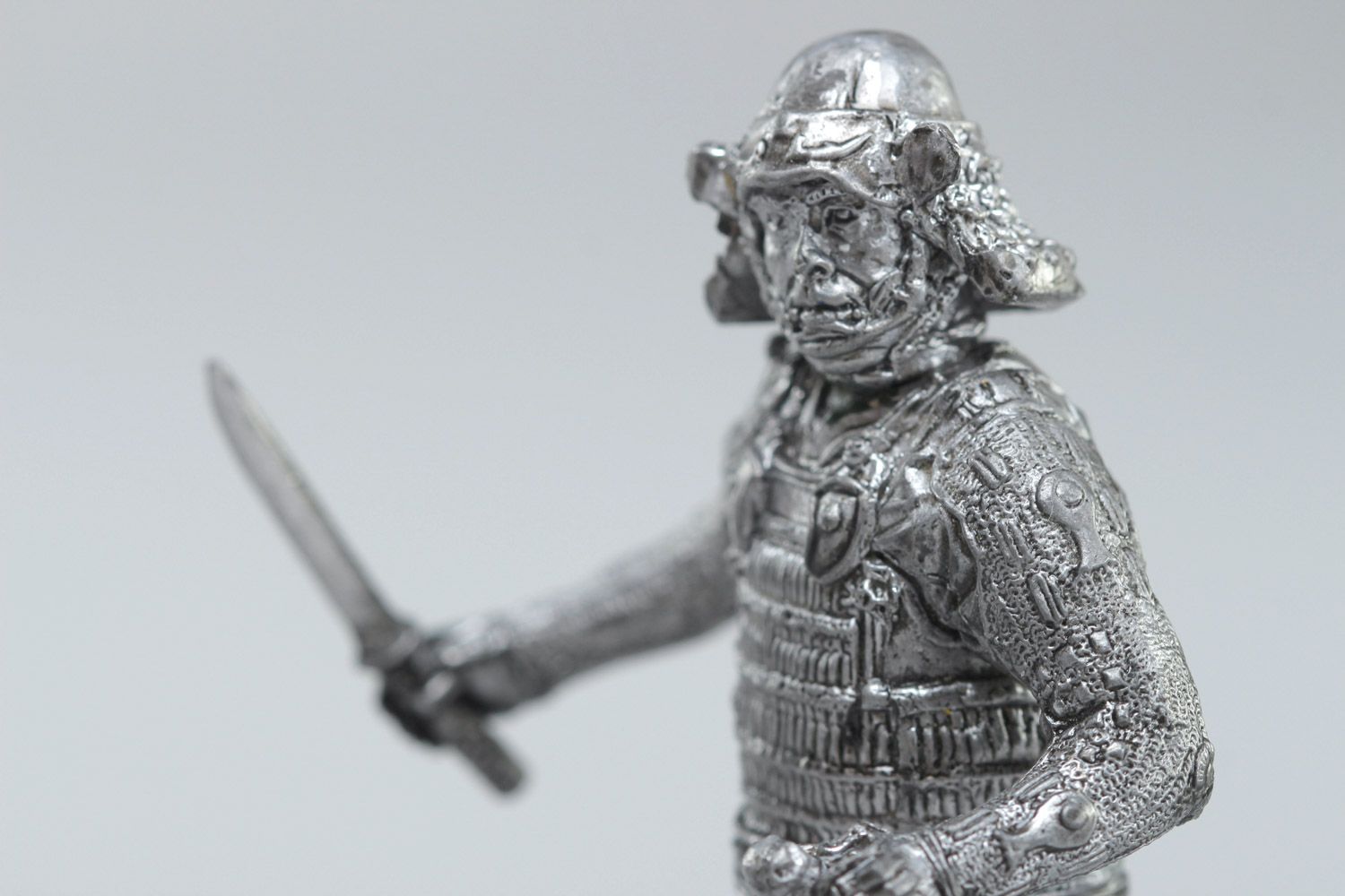 Handmade collectible miniature cast tin figurine of samurai soldier photo 3