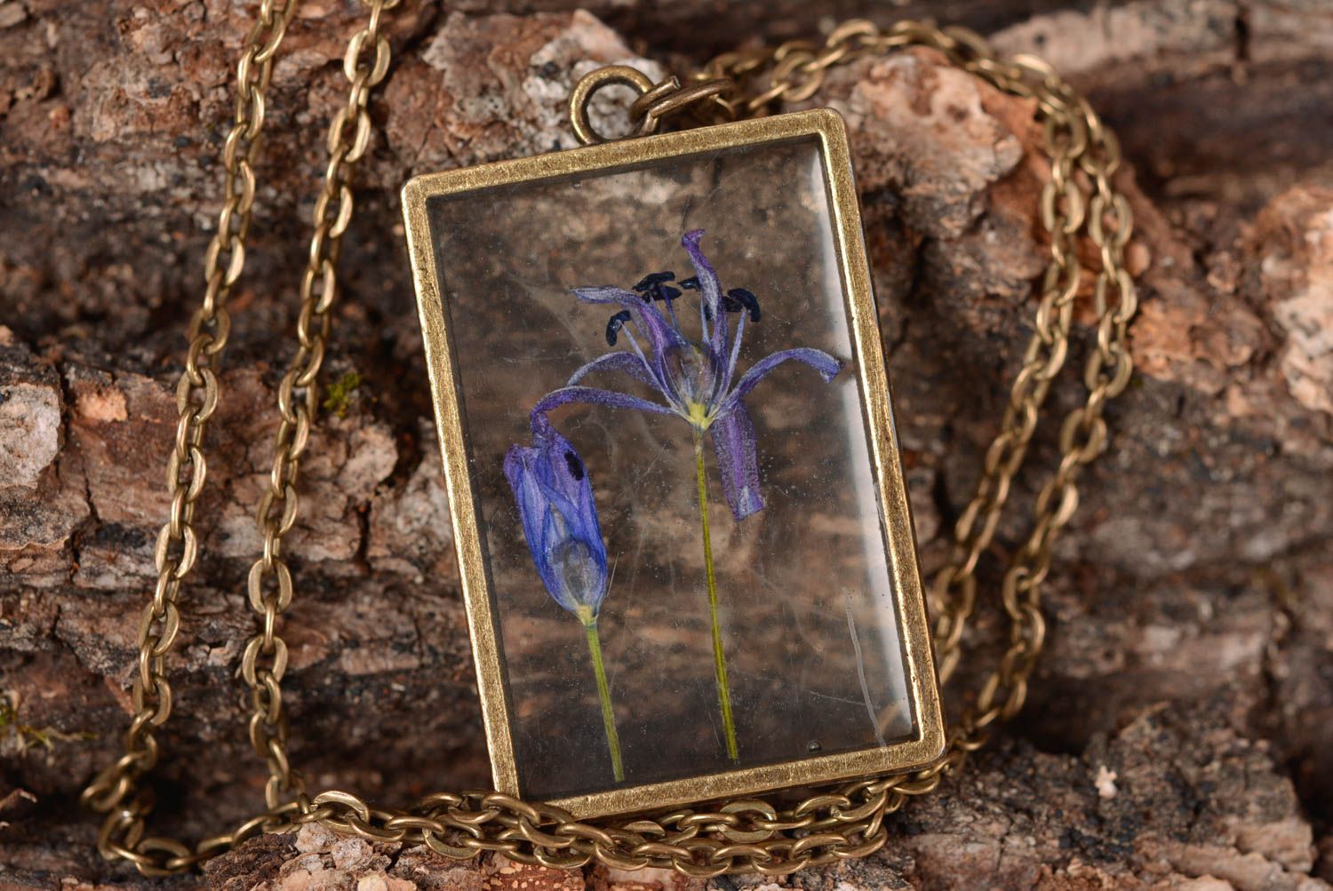 Handmade necklace flower jewellery homemade jewelry epoxy resin charm necklace photo 1