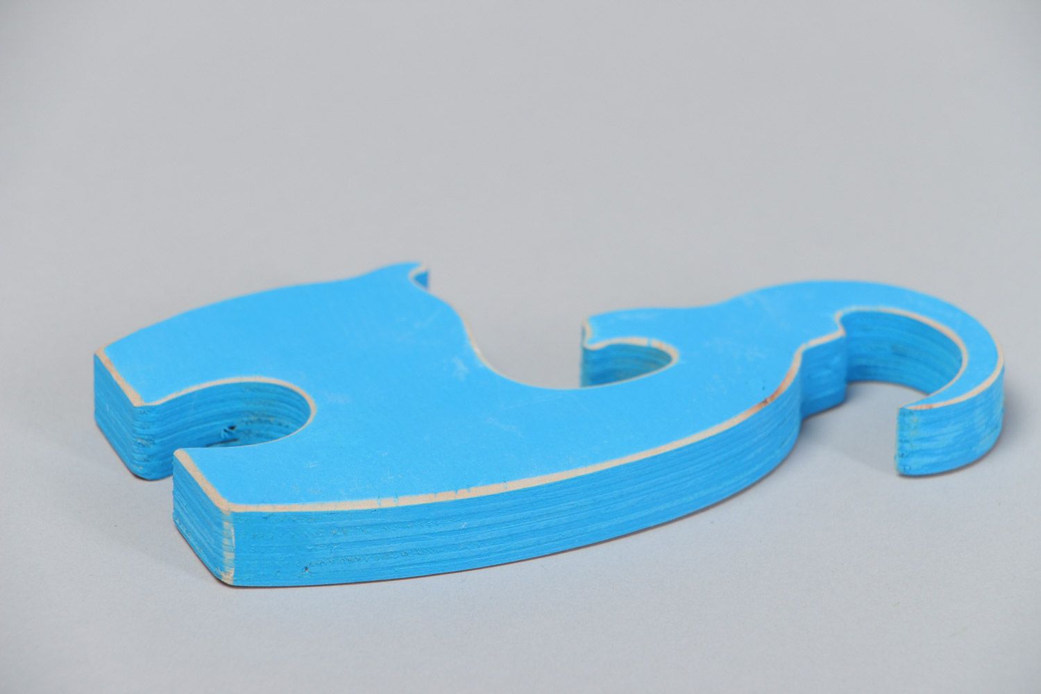 Figura de madera contrachapada de cabrito decorativa azul pequeña artesanal foto 3