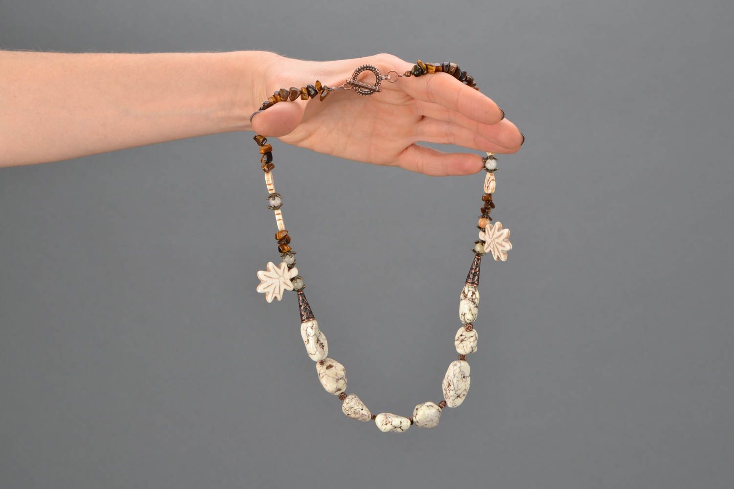 Natural stone necklace photo 2