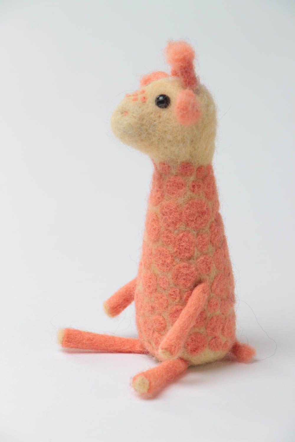 Jouet girafe orange jaune en laine feutrée fait main miniature original photo 2