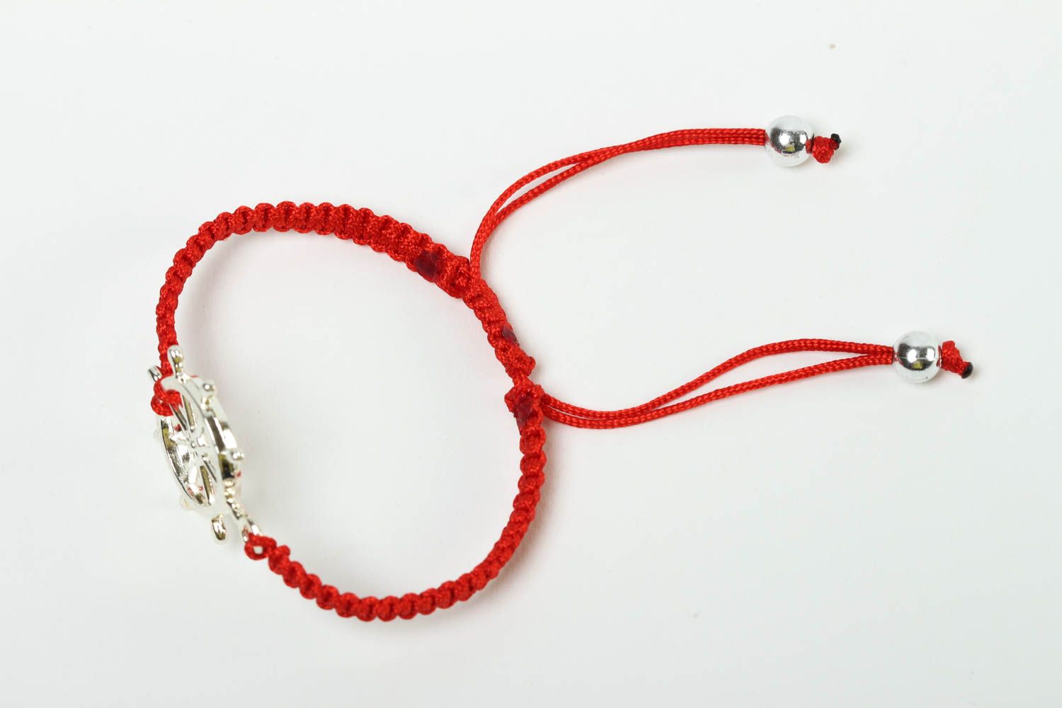 Браслет модный красный браслет ручной работы авторское украшение плетеное фото 2