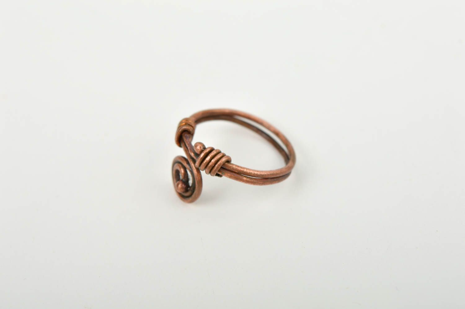 Кольцо ручной работы металлическое кольцо украшение из меди авторское  фото 4