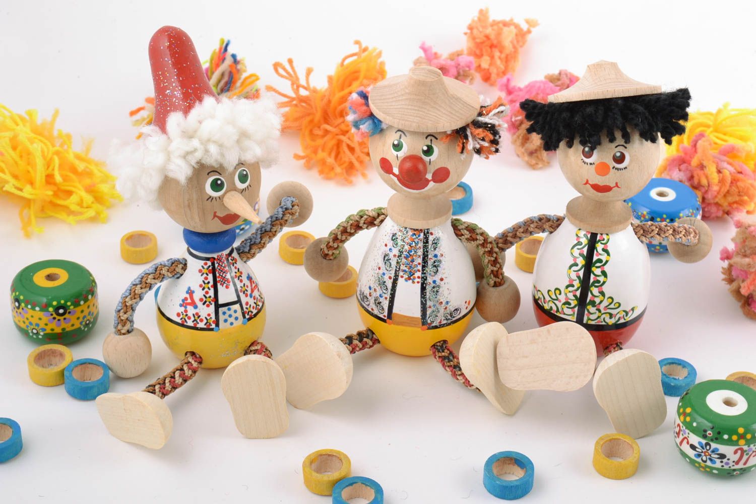 Poupées en bois peintes de couleurs faites main 3 pièces Garçon Clown Pinocchio photo 1