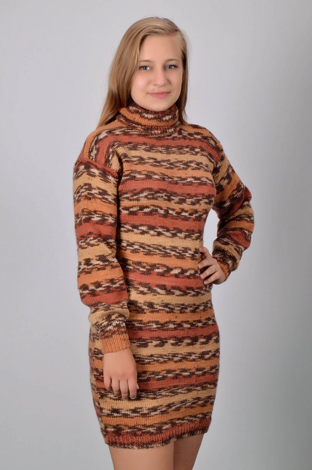Шерстяное вязаное платье фото 2