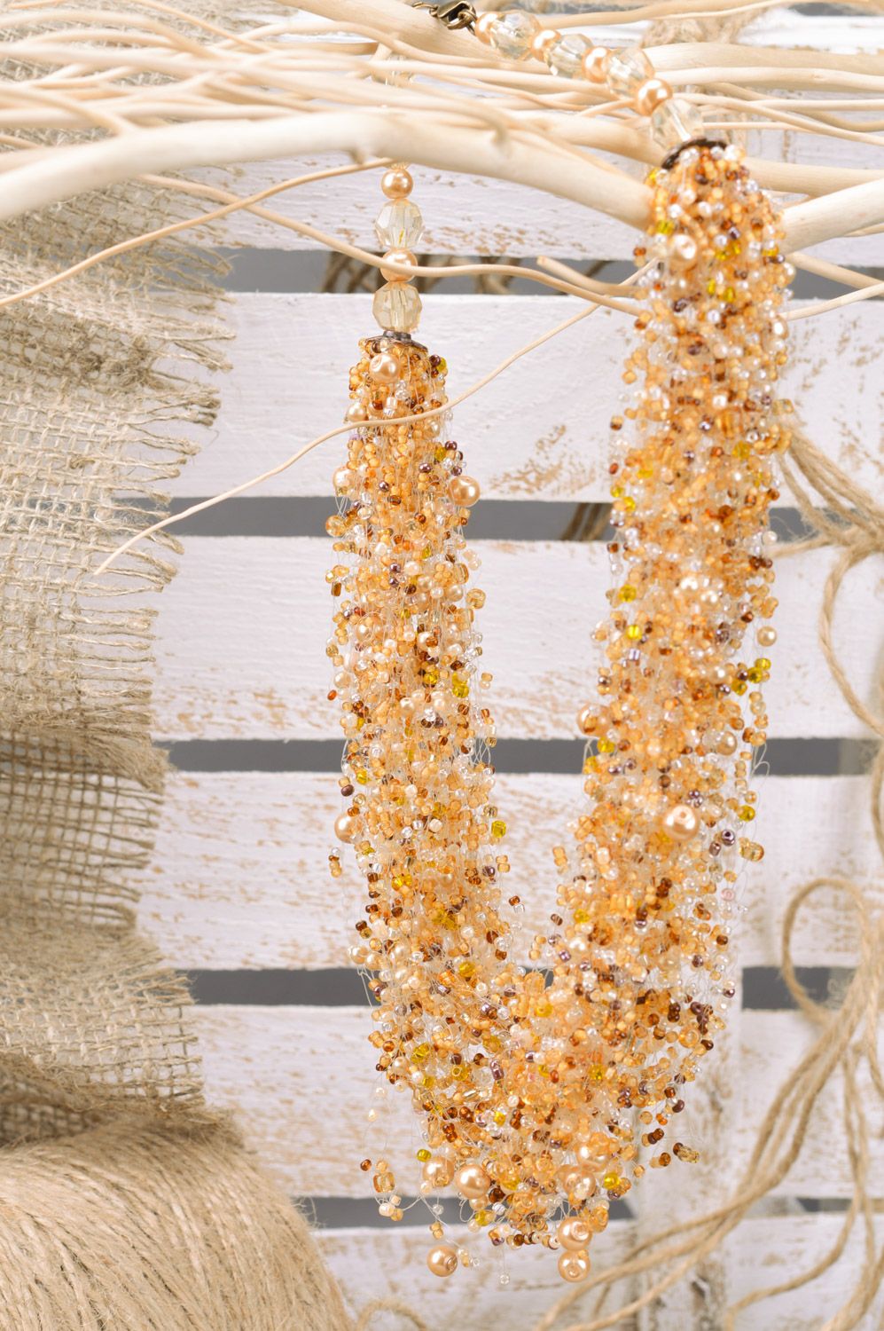 Joli collier en perles de rocaille beige massif fait main multicouche pour femme photo 5