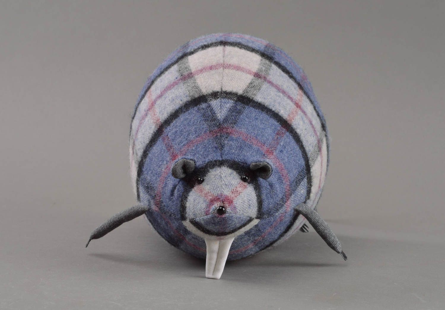 Beautiful handmade checkered half woolen fabric soft toy Mouse for kids photo 2