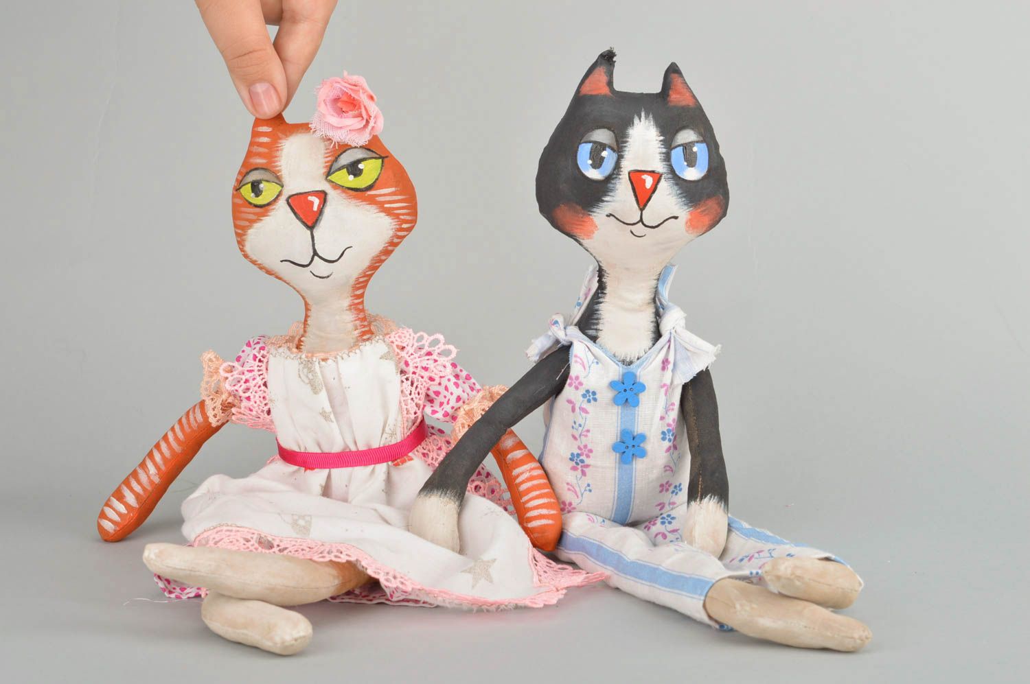 Set of 2 handmade designer cotton fabric soft toys cats with vanilla aroma photo 3