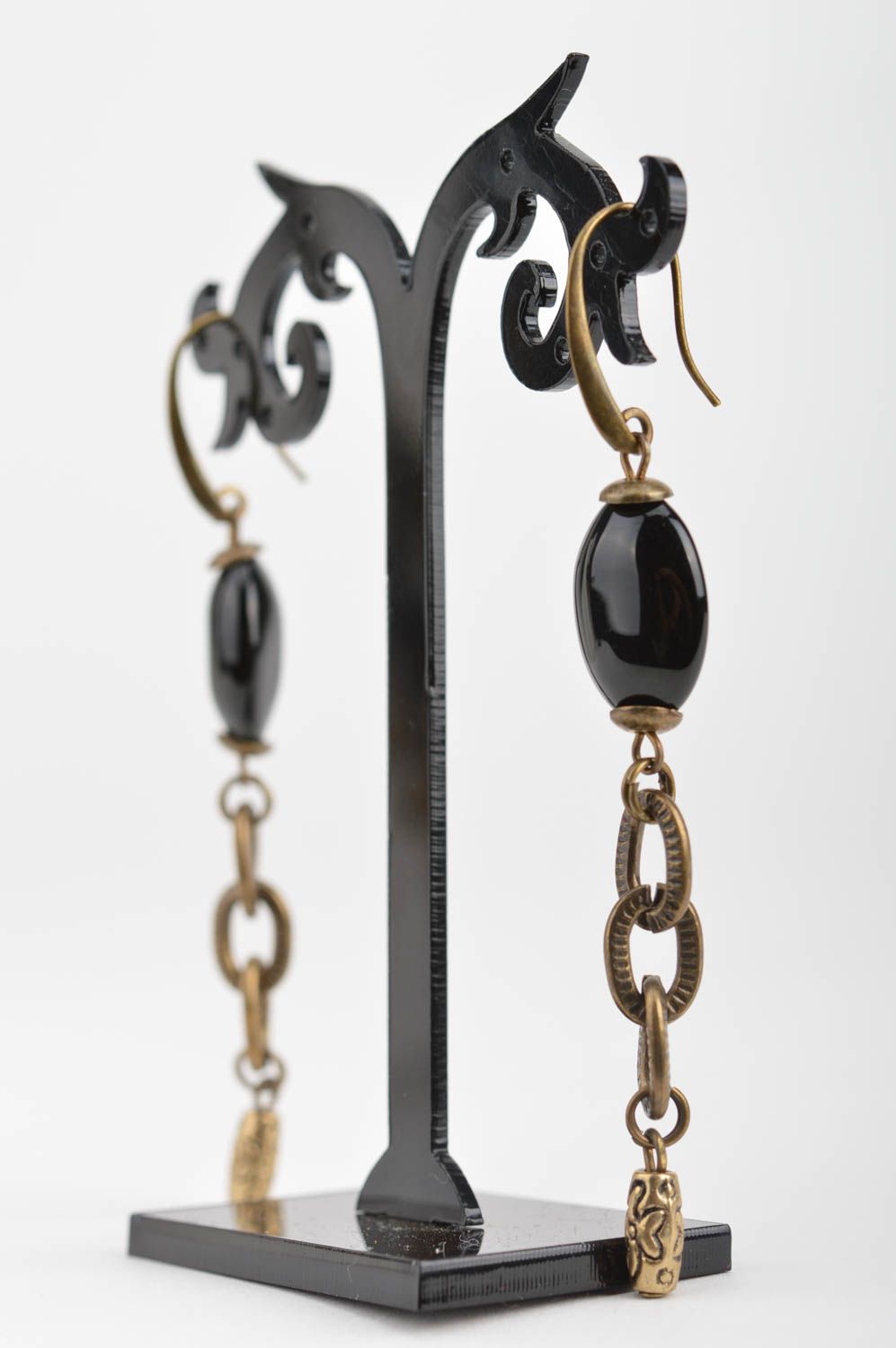Handmade long bronze colored metal chain dangle earrings with black beads photo 5