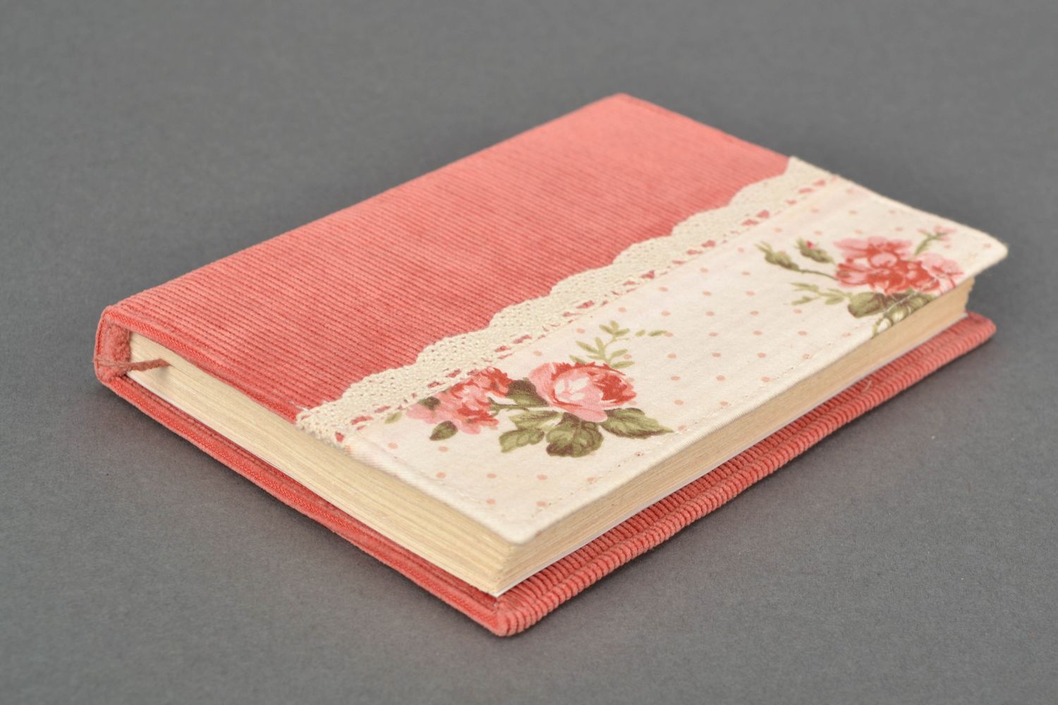Handmade Notizbuch mit Blumen aus Karton  foto 1