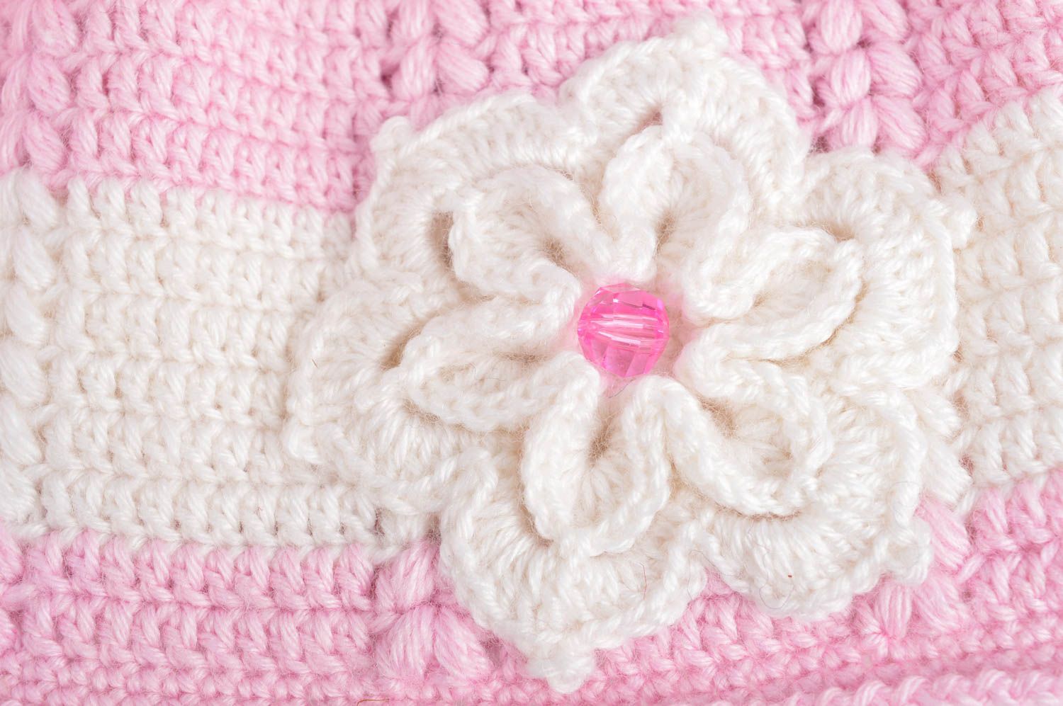 Bonnet tricot fait main Chapeau au crochet Vêtement enfant rose blanc sympa photo 5