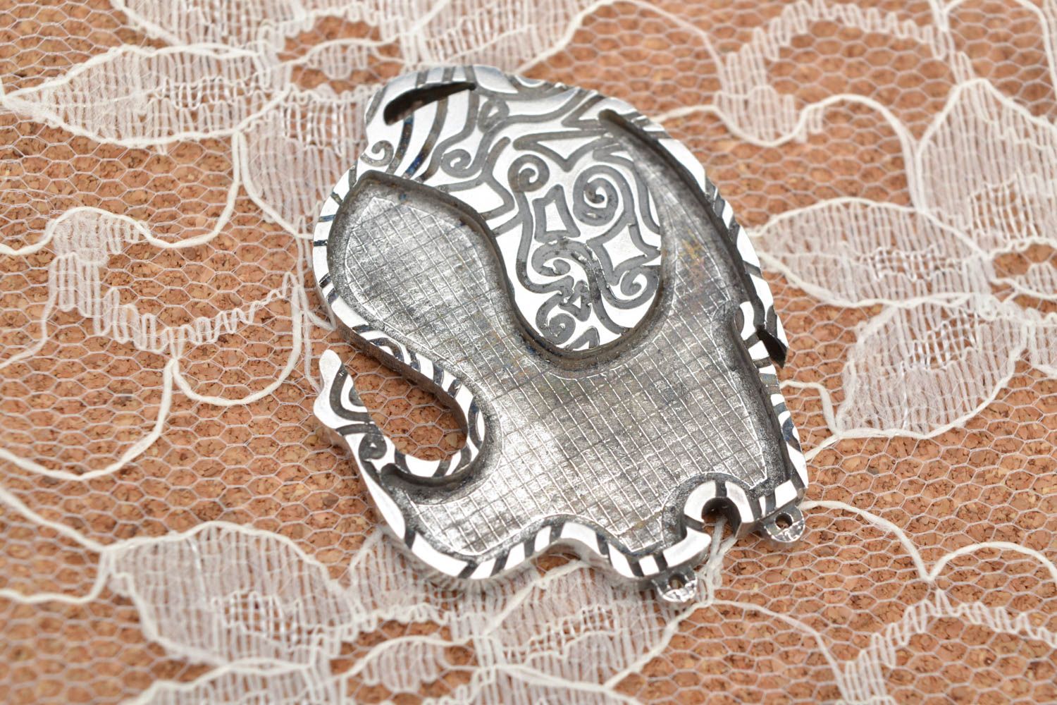 Schmuck Anhänger Rohling aus Metall Erzeugnis für Bijouterie Elefant handmade foto 1