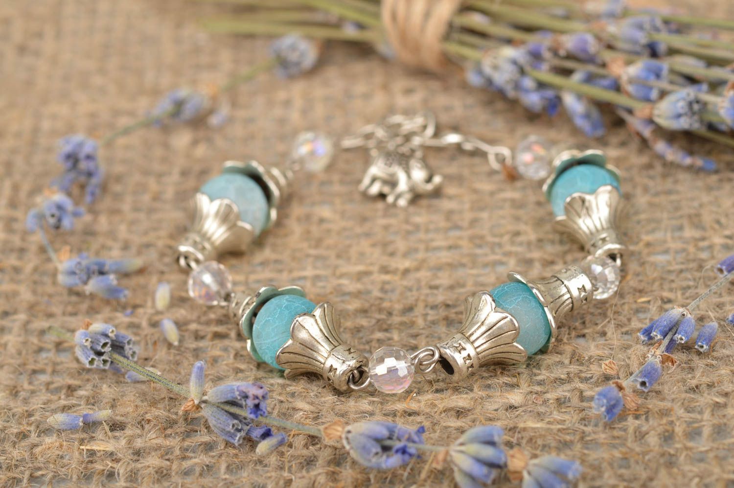 Bracelet bleu clair perles fantaisie métal accessoire fait main Gouttes photo 1