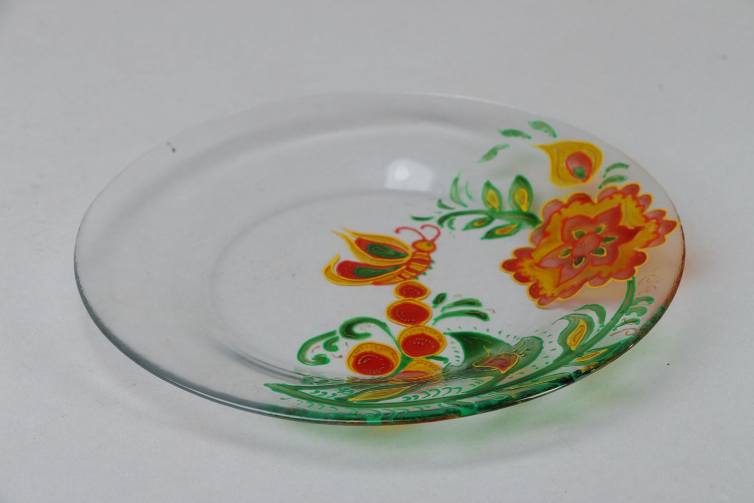 Стеклянная тарелка расписанная витражными красками фото 3