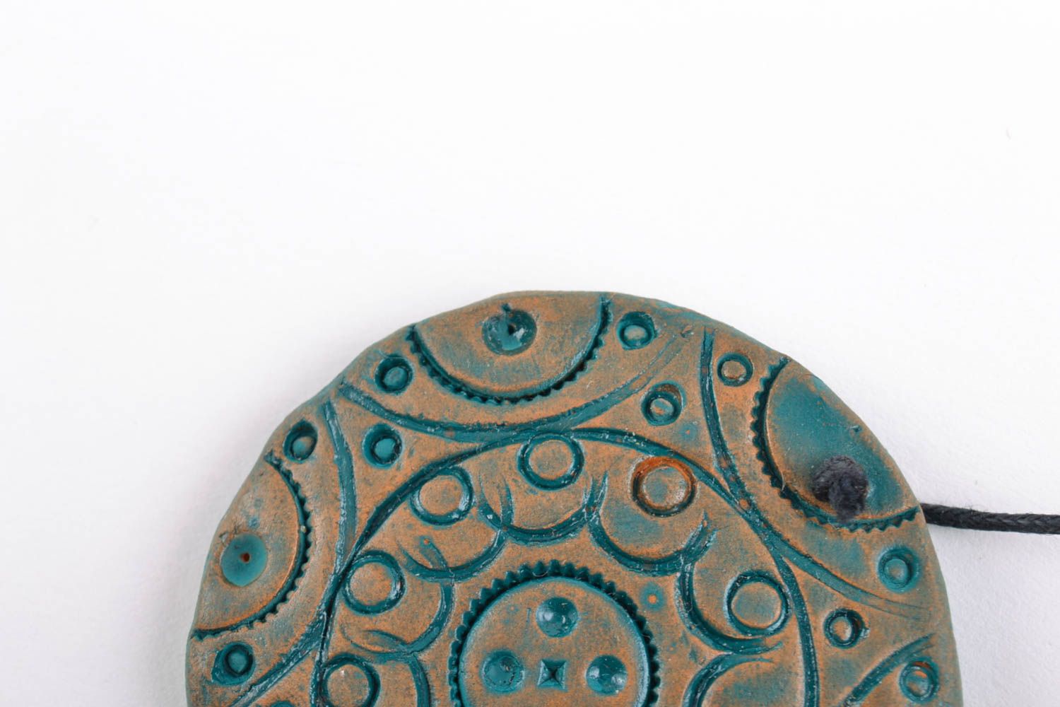 Handmade round ceramic ethnic pendant painted with blue acrylics for women photo 3