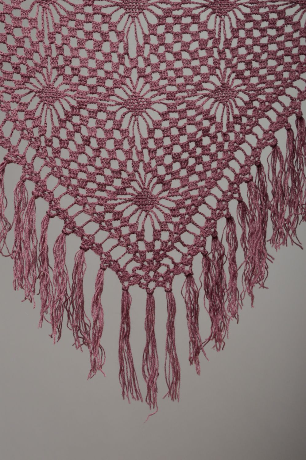 Beautiful lilac lacy crochet shawl photo 4