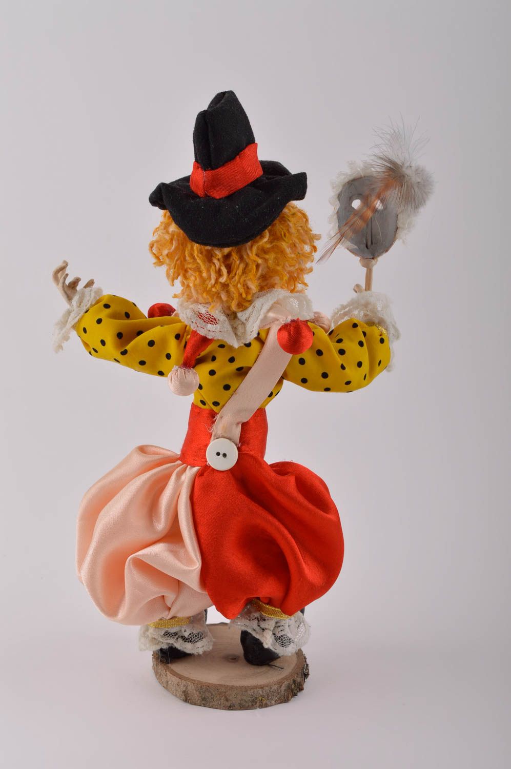 Игрушка ручной работы авторская кукла в виде клоуна дизайнерская кукла фото 4