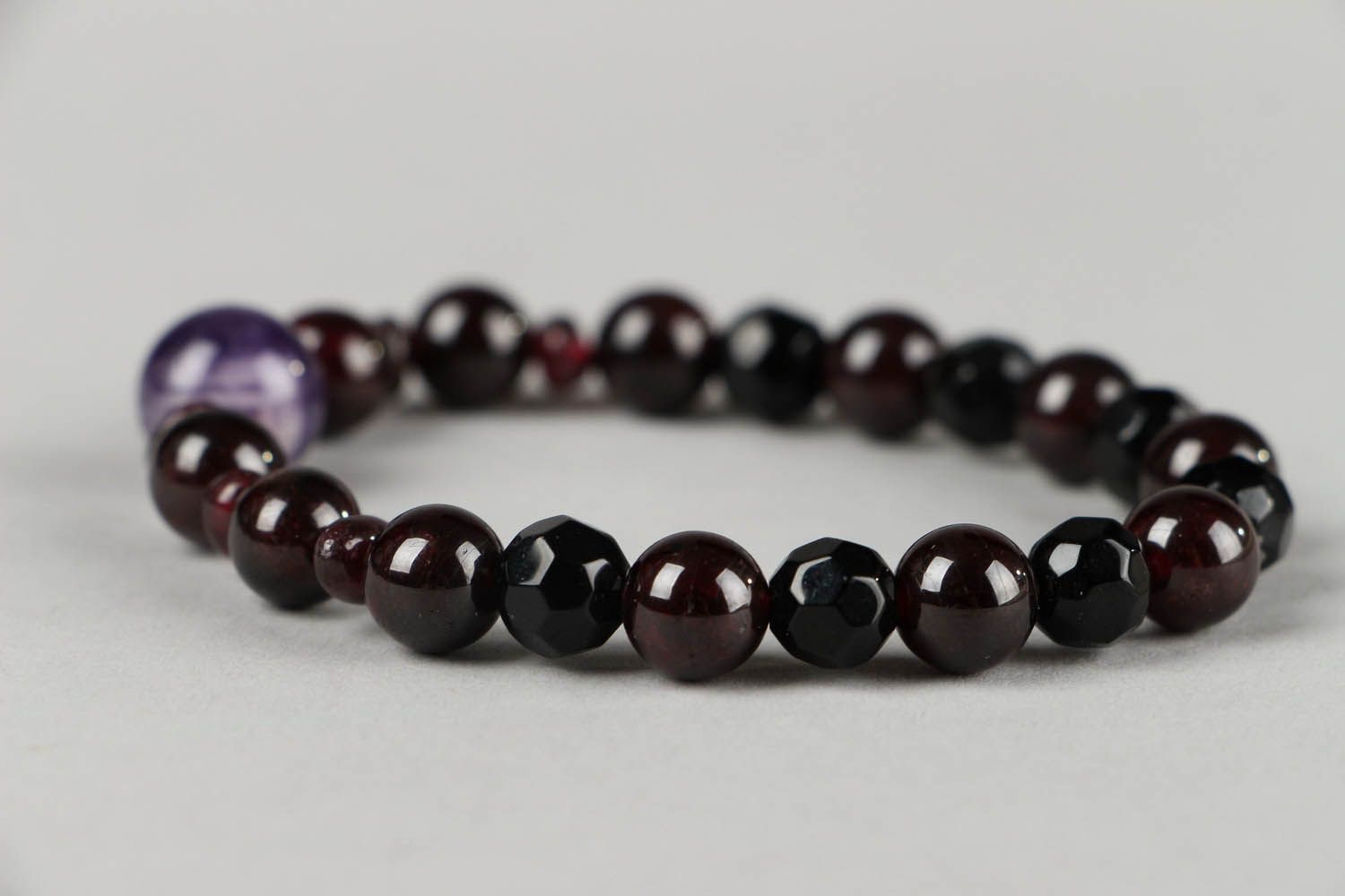 Bracelet made of glass and natural stones photo 1