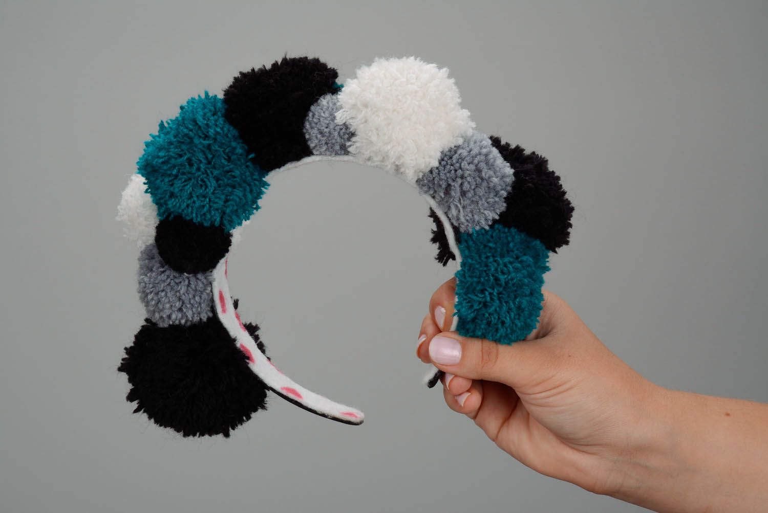 Woolen headband Pompons photo 5