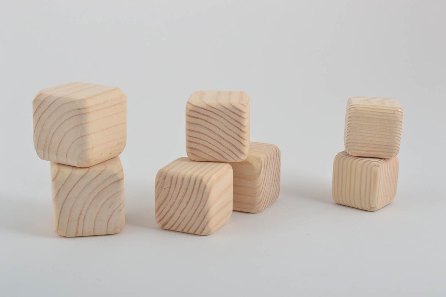 Симпатичные кубики для декупажа 7 штук изготовленные из сосны ручной работы фото 5