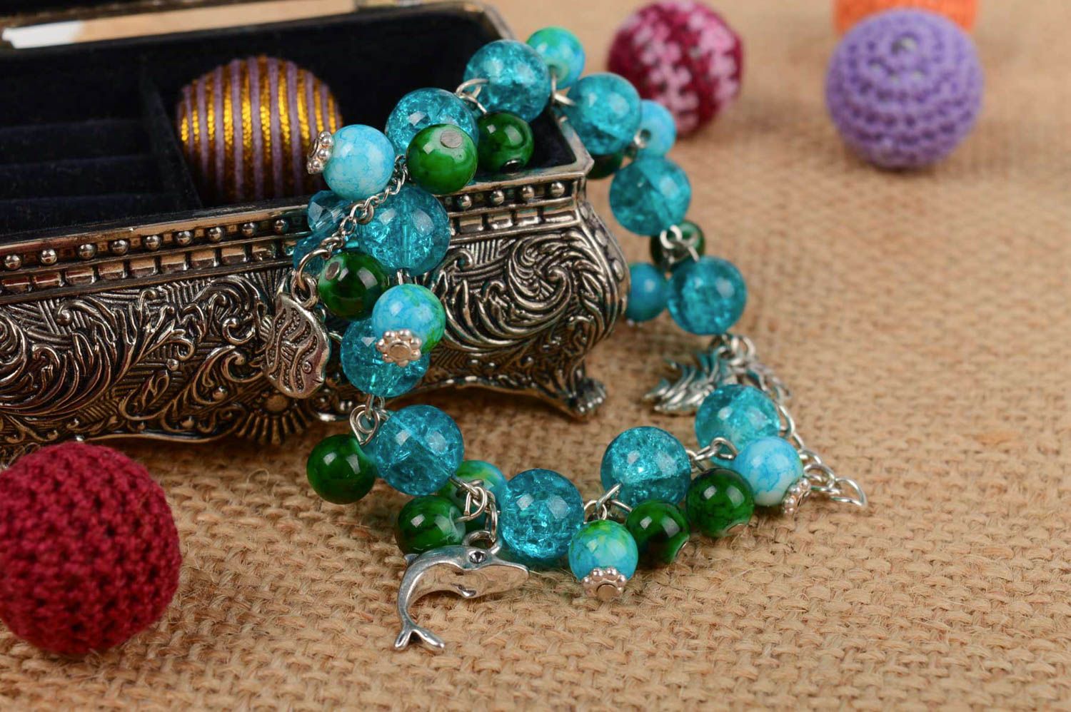 Bracelet en perles de verre mince bleu fait main de style marin pour femme photo 1