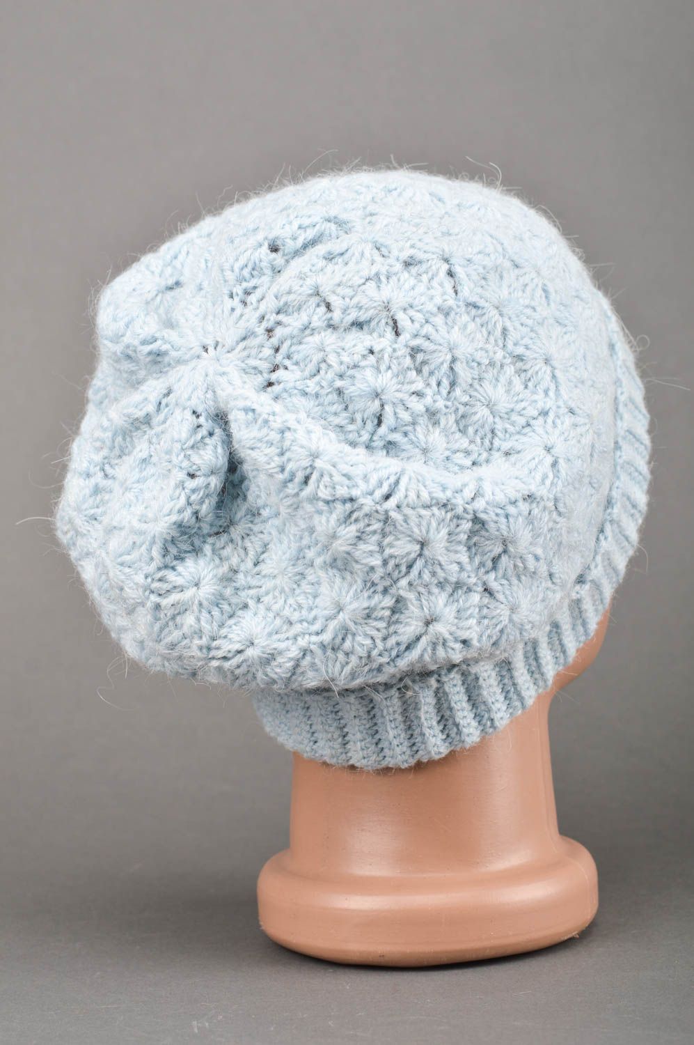 Bonnet en laine d'alpaga Bonnet fait main tricoté au crochet Vêtement femme photo 5