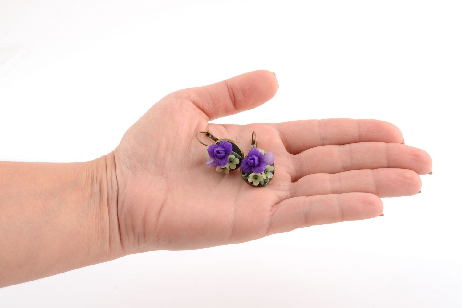 Hübsche grelle Gehänge Ohrringe aus Polymerton mit Blumen für Damen handgemacht foto 5