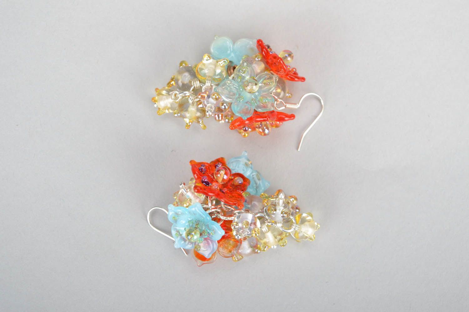 Floral earrings made of glass photo 3