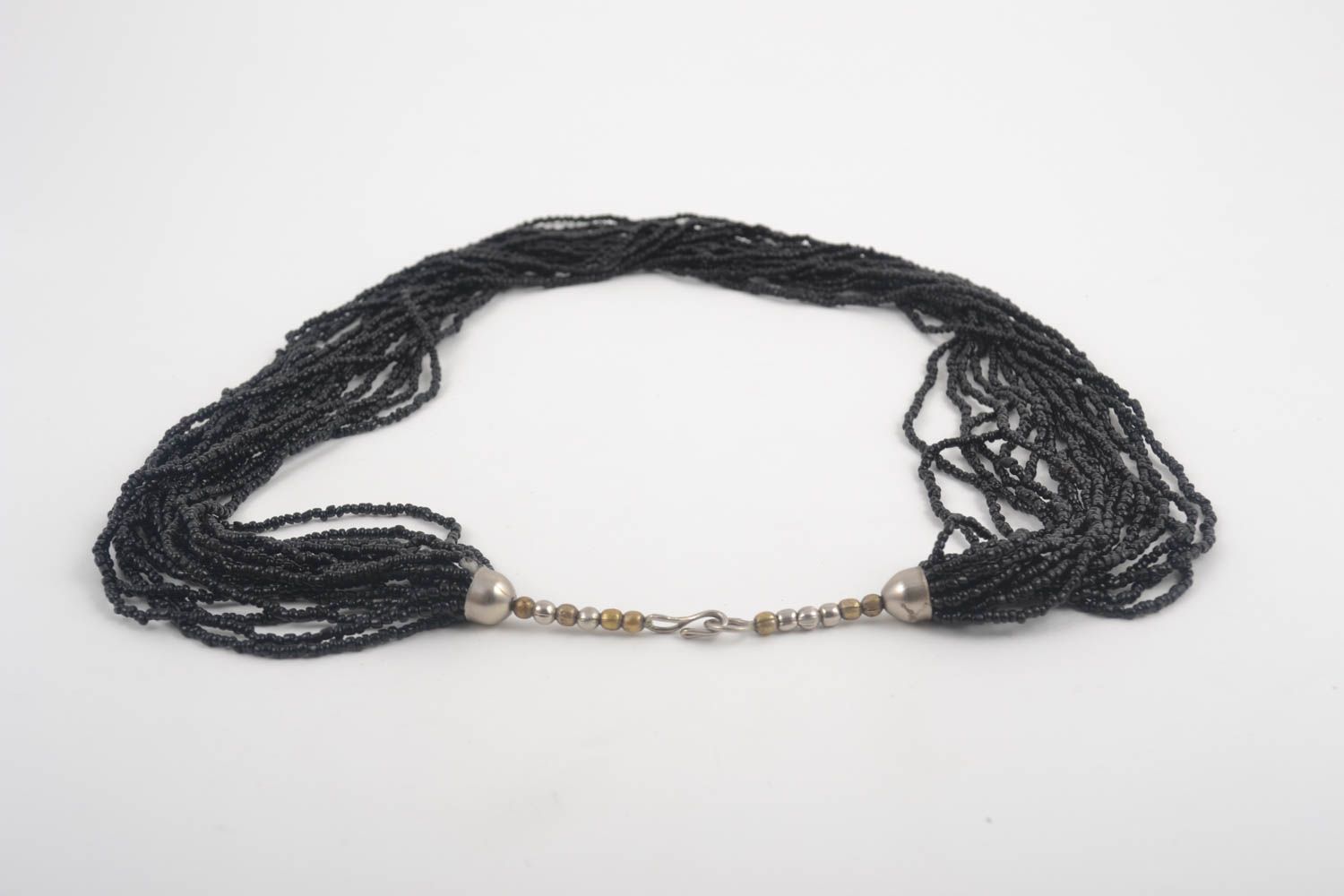 Collier noir Bijou fait main multirang en perles de rocaille Accessoire femme photo 4