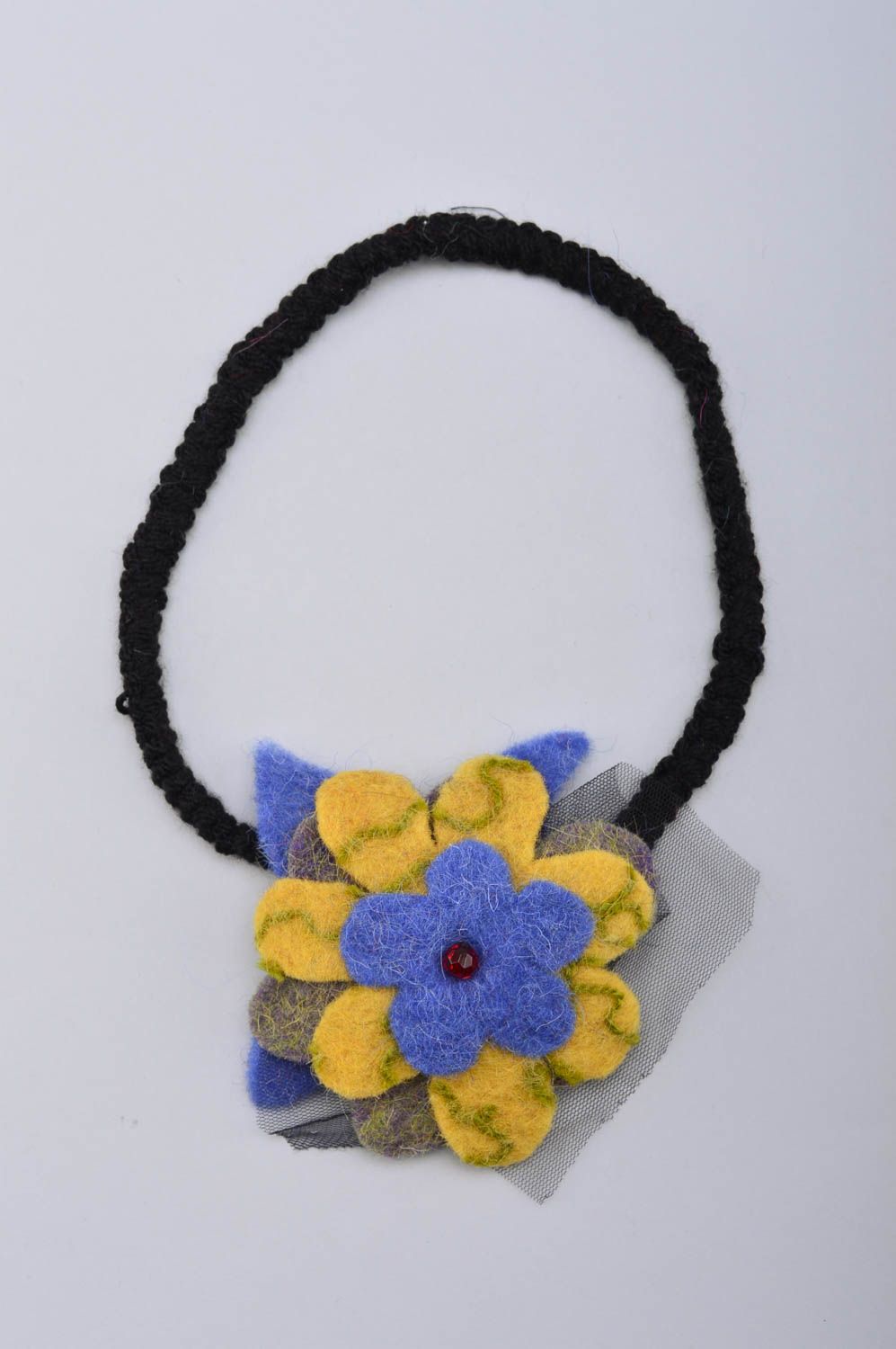 Haarband mit Blumen Schmuck handgemacht Accessoire für Haare in Gelb Blau foto 2