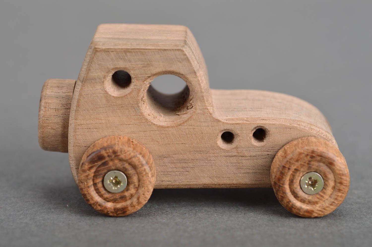 Juguete de madera coche hecho a mano ecológico bonito original para niños foto 1