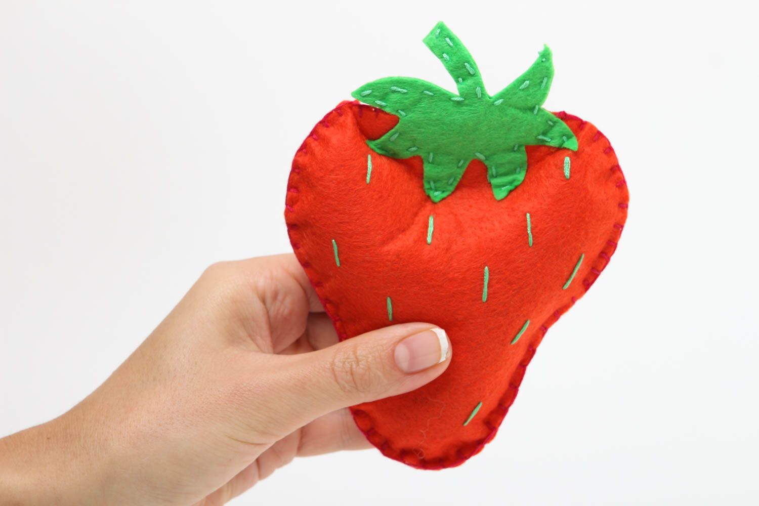 Juguete artesanal fruta de fieltro fresa roja regalo original para niño  foto 5