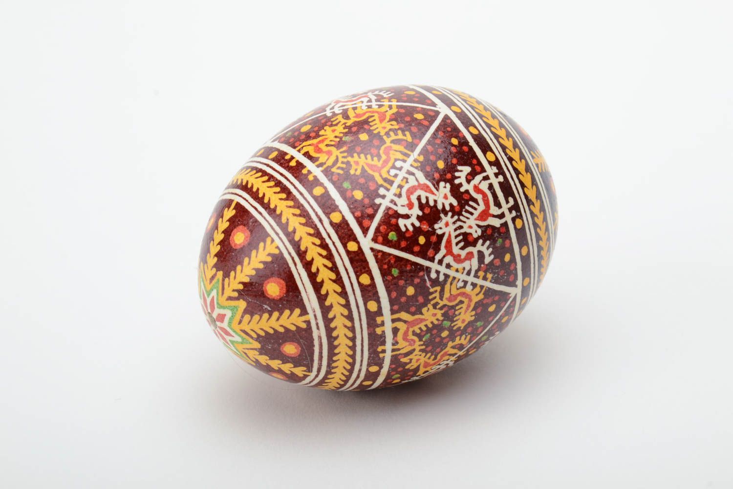 Handmade decorative Easter egg painted with hot wax traditional pysanka photo 2