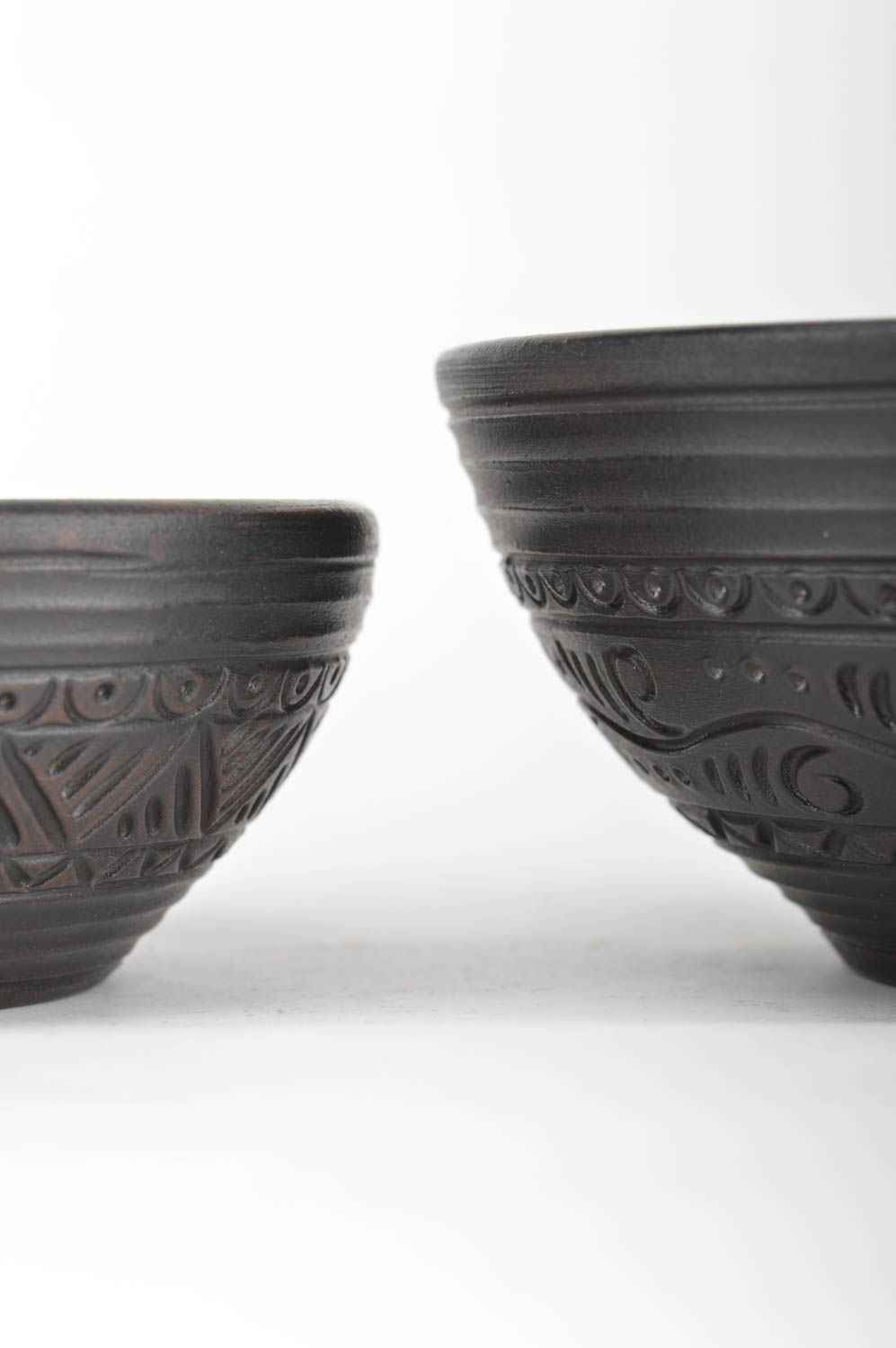Set of 2 handmade beautiful designer molded clay bowls 400 ml each photo 3