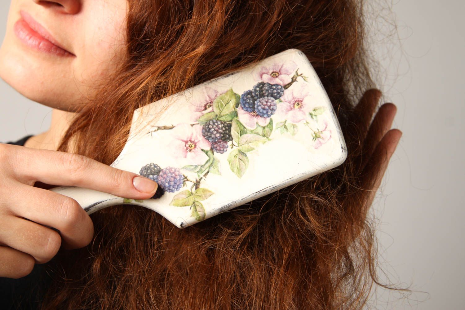 Brosse cheveux faite main Brosse de cheveux en bois avec image Cadeau pour femme photo 2