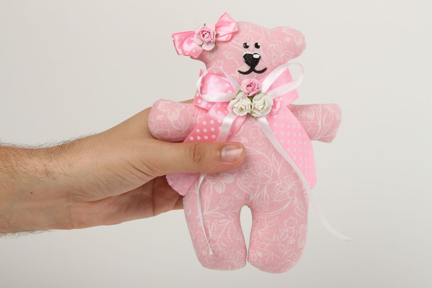Розовая игрушка ручной работы интерьерная игрушка из ткани мишка игрушка фото 5