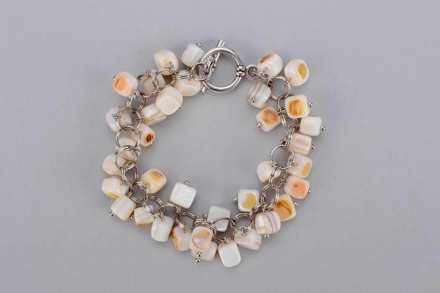 Bracelet with mother of pearl photo 3