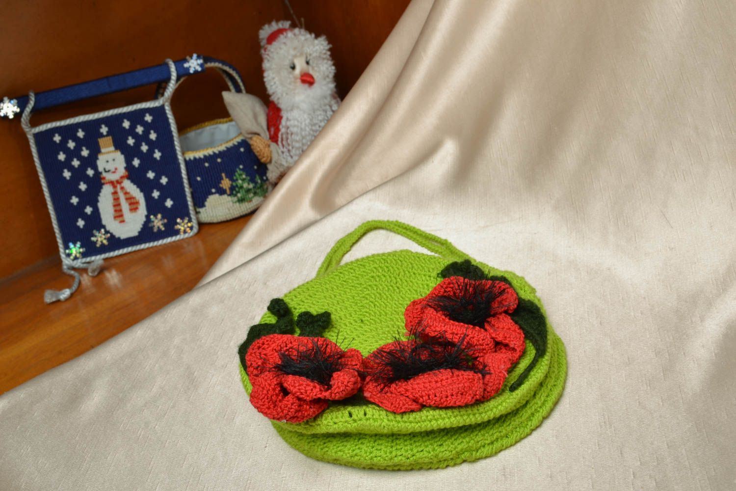 Crochet bag with flowers photo 5