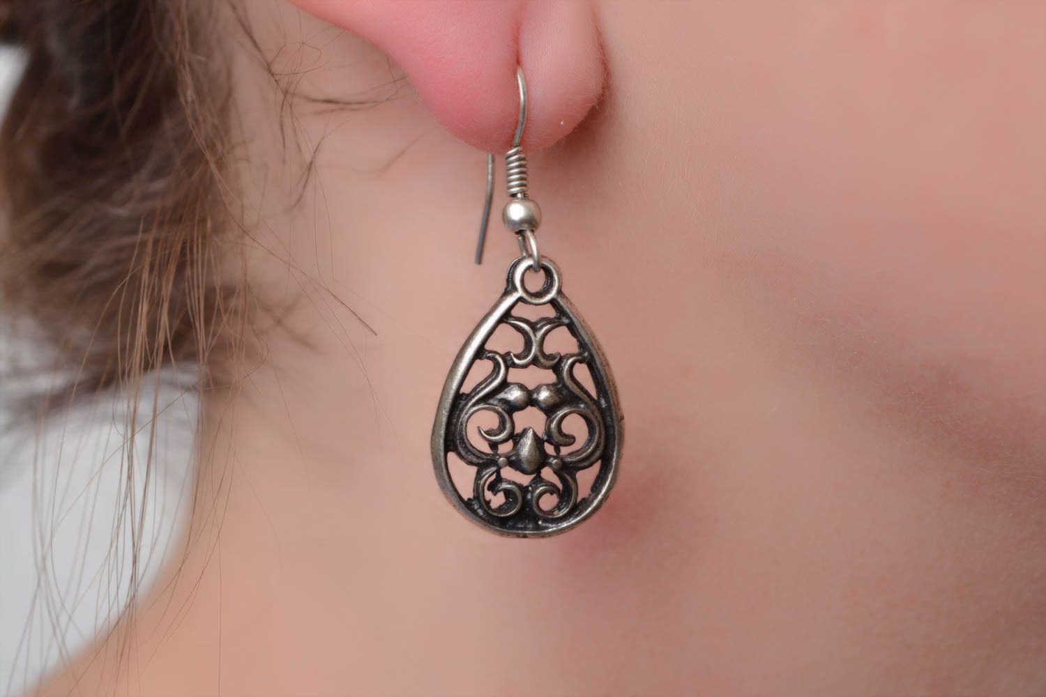 Beautiful handmade design metal lace earrings of silvery color photo 5